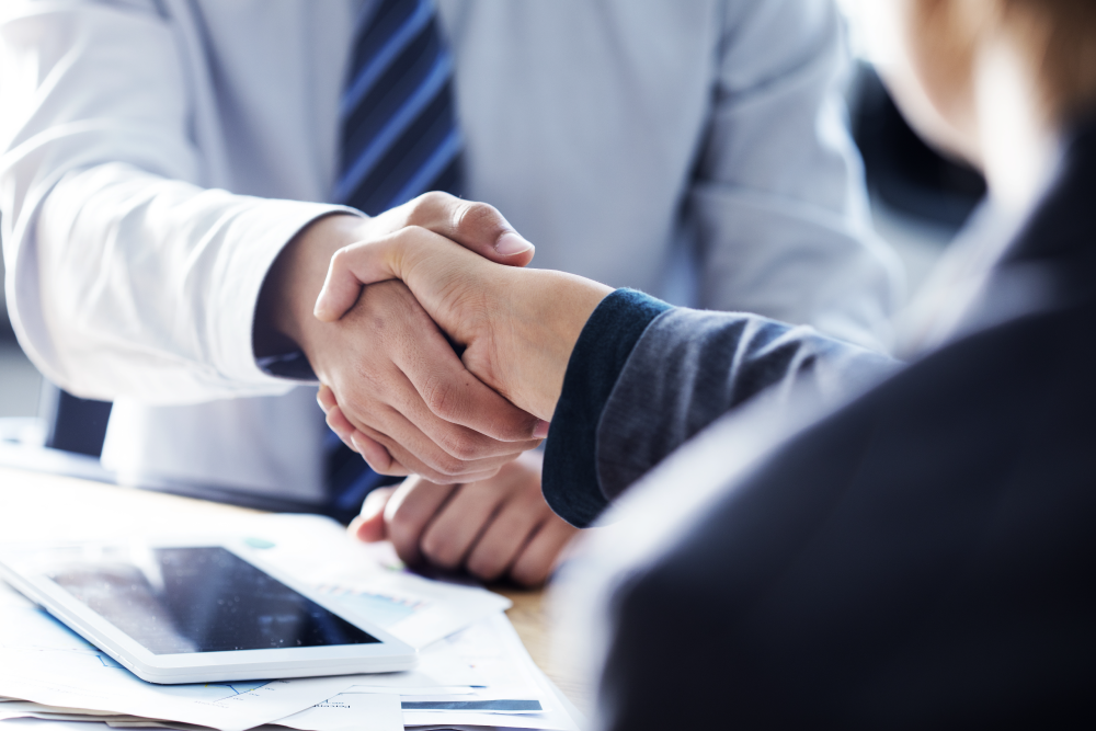 Select the right insurance agent